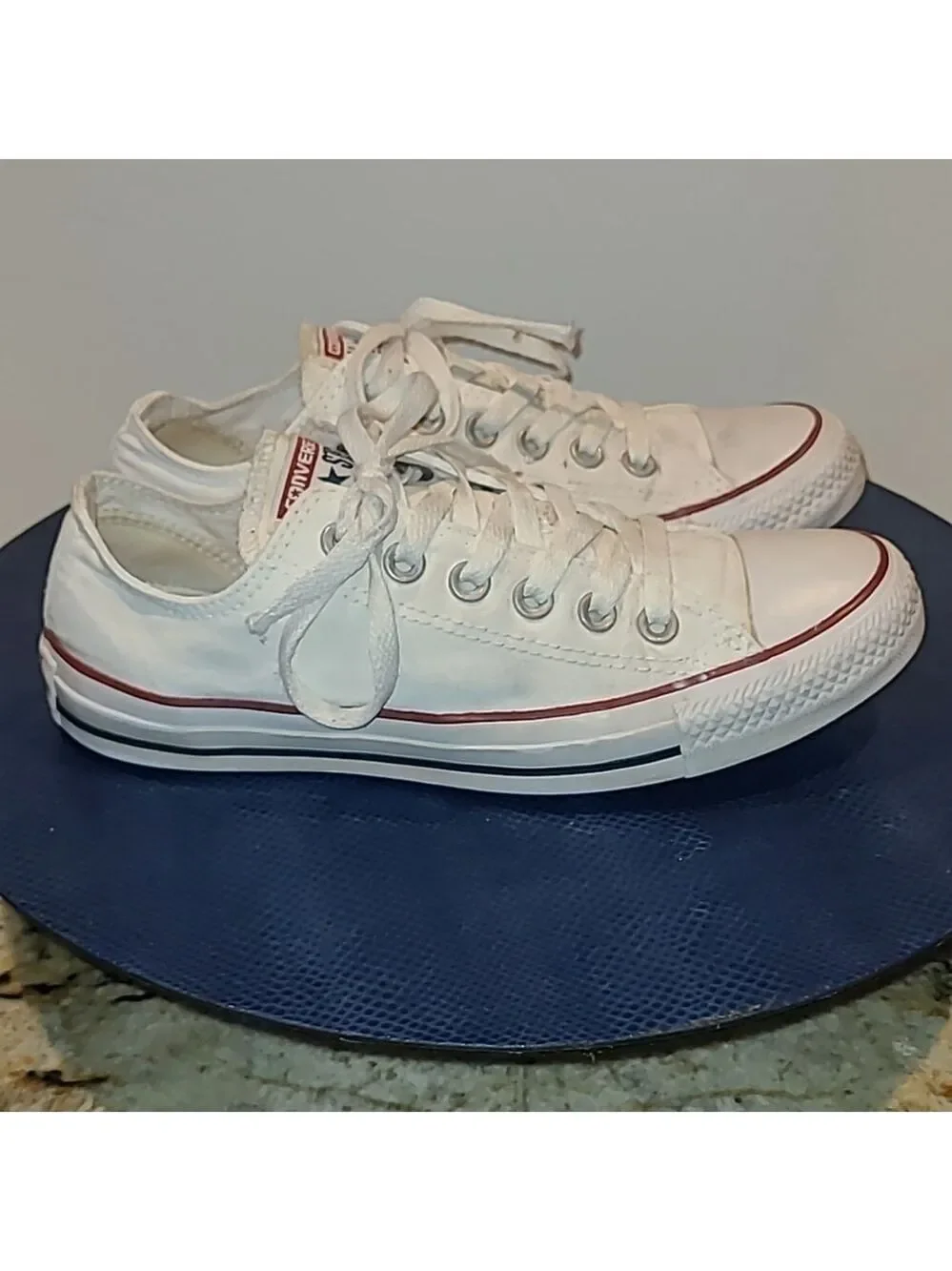 Converse All Star Chuck Taylor sz women's 7. #1877